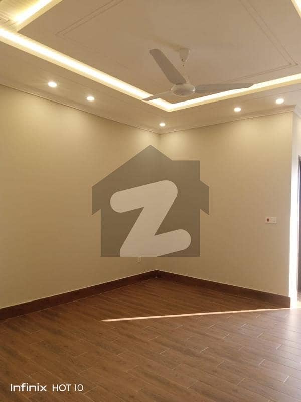 10 Marla House In Bani Gala For sale