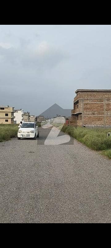 PINDI FACE 50ft ROAD STREET 83 G-14/2