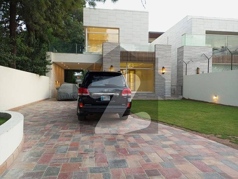 HOUSE FOR RENT IN F-6 HOUSE FOR RENT IN F-6