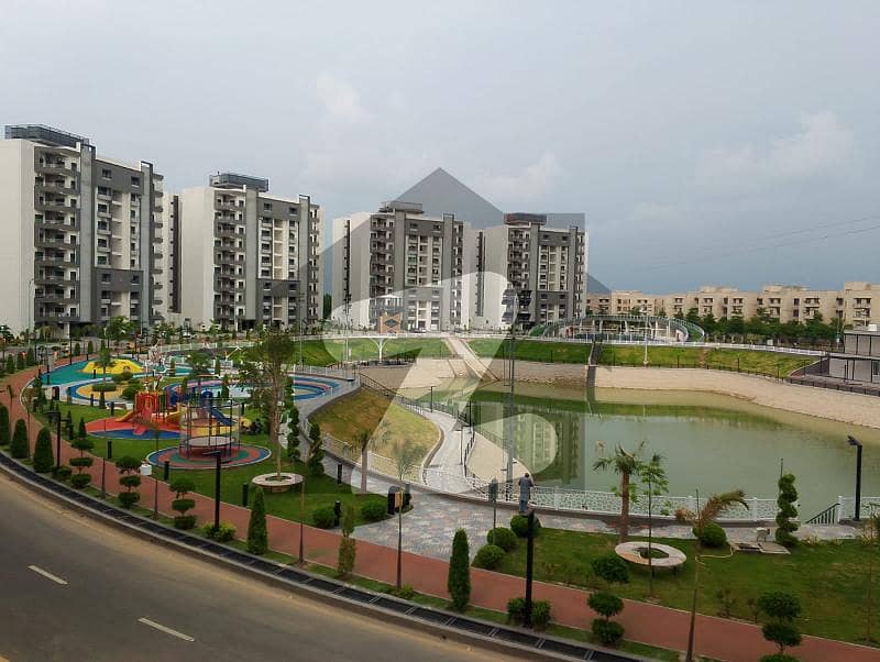 Don'T Miss Out This Beautiful Apartment (Lake Facing) Don'T Miss Out This Beautiful Apartment (Lake Facing)