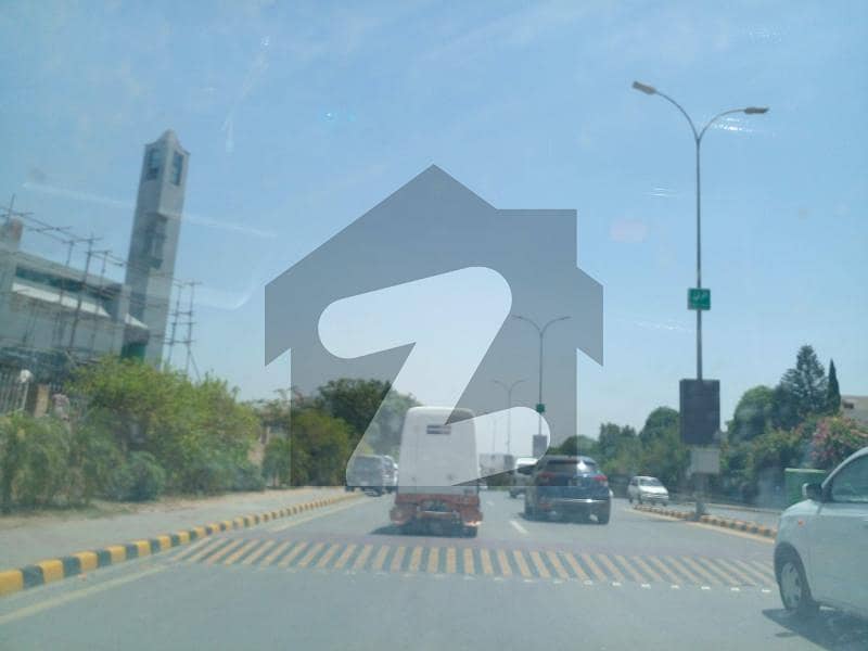 25x40 Corner Plot For Sale