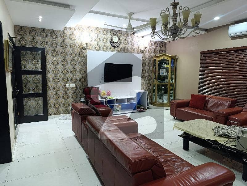 20 Marla Corner House In Eden city