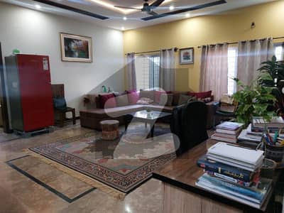 بنی