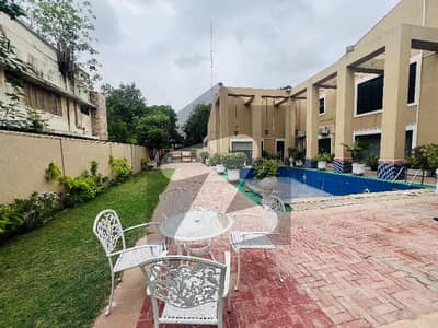 پی