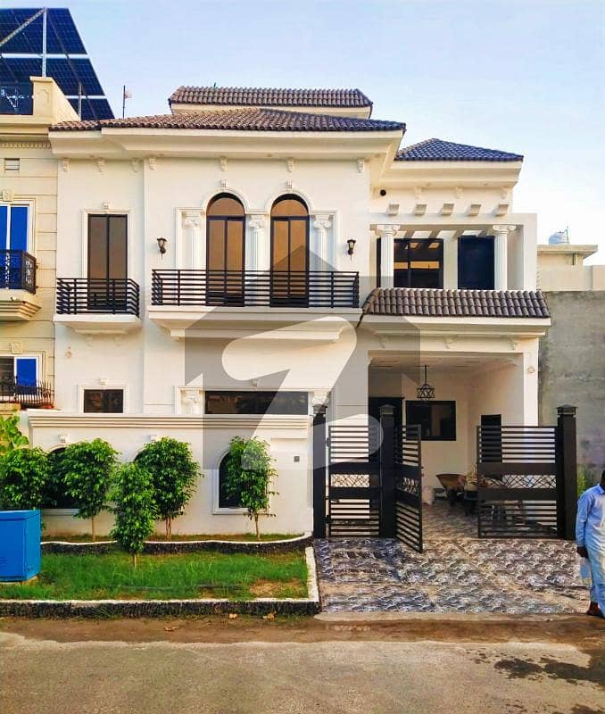 Modern Design House