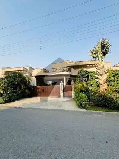 1 KANAL HOUSE WITH 15 KW SOLAR IN ASKARI 11 FOR RENT