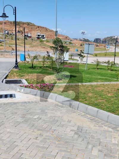Heighted Location Back Open Near To Boulevard & Mosque
