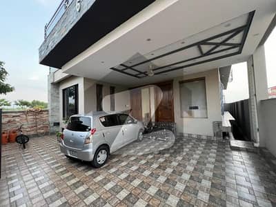 Prime Location 10marla 3bedrooms Brand New Park Face Upper portion available For Rent in bahria enclave Islamabad sector C2