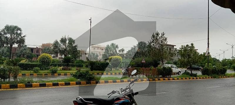 فور سِیزن فیز1 فور سِیزن ہاؤسنگ,فیصل آباد میں 7 مرلہ رہائشی پلاٹ 1.75 کروڑ میں برائے فروخت۔ فور سِیزن فیز1 فور سِیزن ہاؤسنگ,فیصل آباد میں 7 مرلہ رہائشی پلاٹ 1.75 کروڑ میں برائے فروخت۔