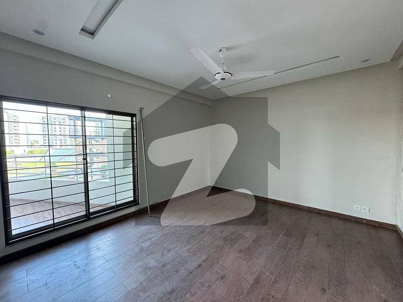 10 Marla 3 Bedroom Luxury Apartment 7 Floor For Rent In Askari 10 Sector F Lahore