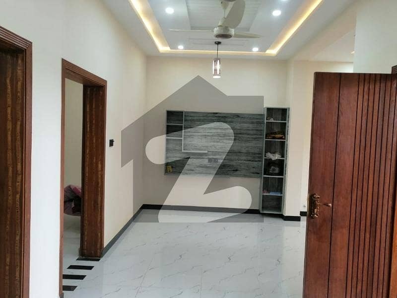 E-18 Health Enclave Islamabad 5 Marla Brand New House
