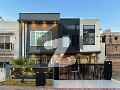 Marvelously Constructed Designer 10 Marla House For Sale In Sector C Bahria Town Lahore