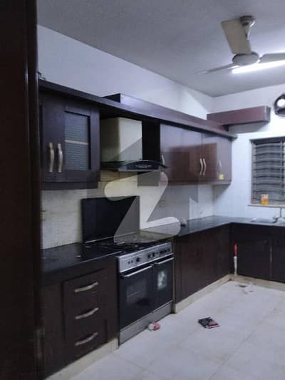 3 Bed Room House Available For Sale in Askari 11 Lahore