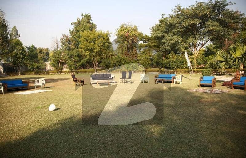 BRB CANAL FACING PLOT DHA PHASE 7 BRB CANAL FACING PLOT DHA PHASE 7