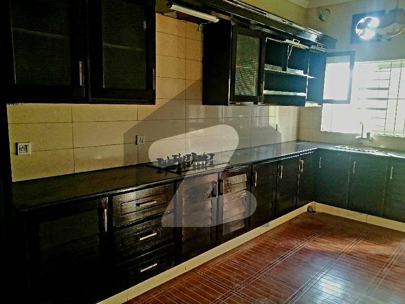35x70 10 Marla Ground Portion For Rent In G-13 35x70 10 Marla Ground Portion For Rent In G-13