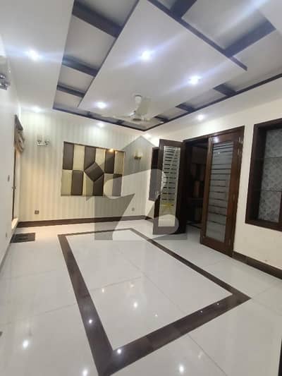 10 Marla Ground Floor For Rent