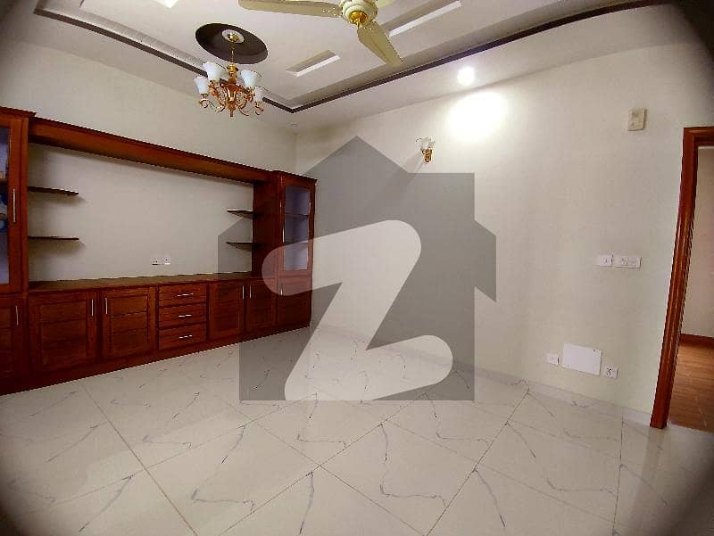 40x80 14 Marla Basement For Rent In G-13