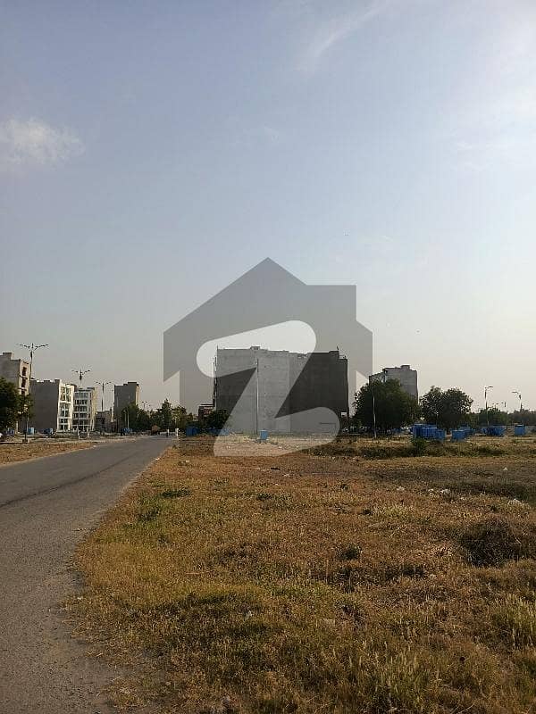 ڈی ایچ اے فیز 10 ڈیفنس (ڈی ایچ اے),لاہور میں 4 مرلہ پلاٹ فائل 1.5 کروڑ میں برائے فروخت۔