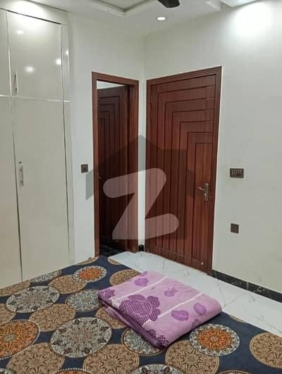 A Prime Location Flat Of 3 Marla In Rs. 30000