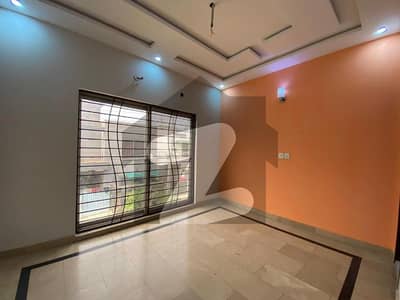 5 Marla Beautiful House For Rent