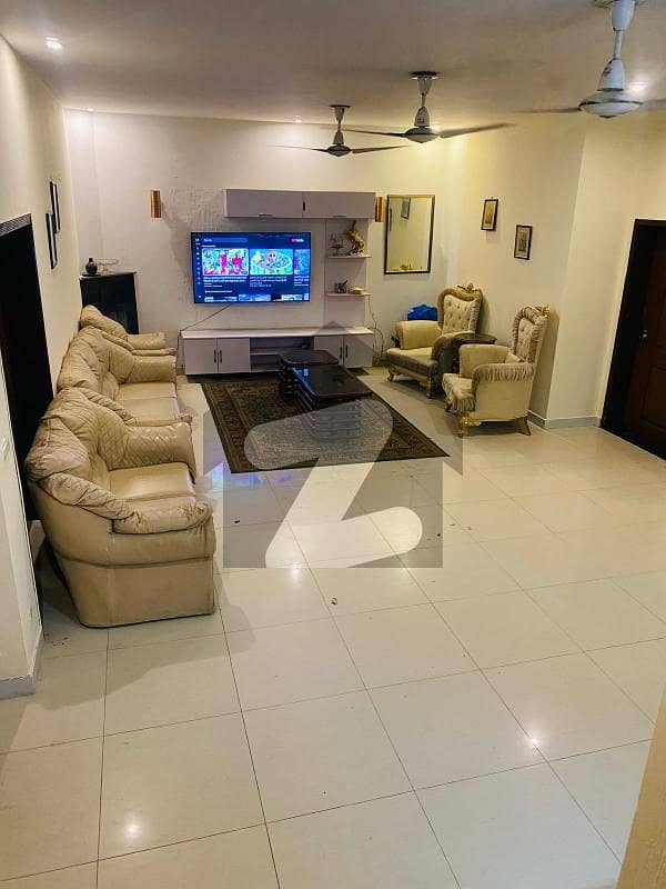1 KANAL BANGLO IN BANKERS AVENUE BEDIAN ROAD 1 KANAL BANGLO IN BANKERS AVENUE BEDIAN ROAD
