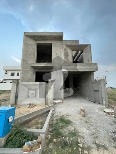 5 Marla Gray Structure For Sale In Lake City Lahore.
