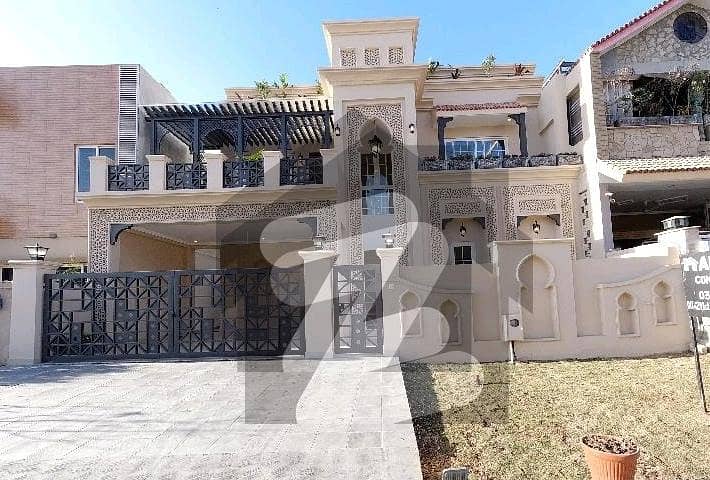 ڈی ۔ 12/2 ڈی ۔ 12,اسلام آباد میں 5 کمروں کا 14 مرلہ مکان 14.0 کروڑ میں برائے فروخت۔ ڈی ۔ 12/2 ڈی ۔ 12,اسلام آباد میں 5 کمروں کا 14 مرلہ مکان 14.0 کروڑ میں برائے فروخت۔