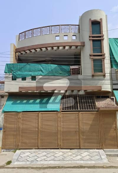 حیات آباد فیز 6 - ایف6 حیات آباد فیز 6,حیات آباد,پشاور میں 7 کمروں کا 5 مرلہ مکان 3.5 کروڑ میں برائے فروخت۔