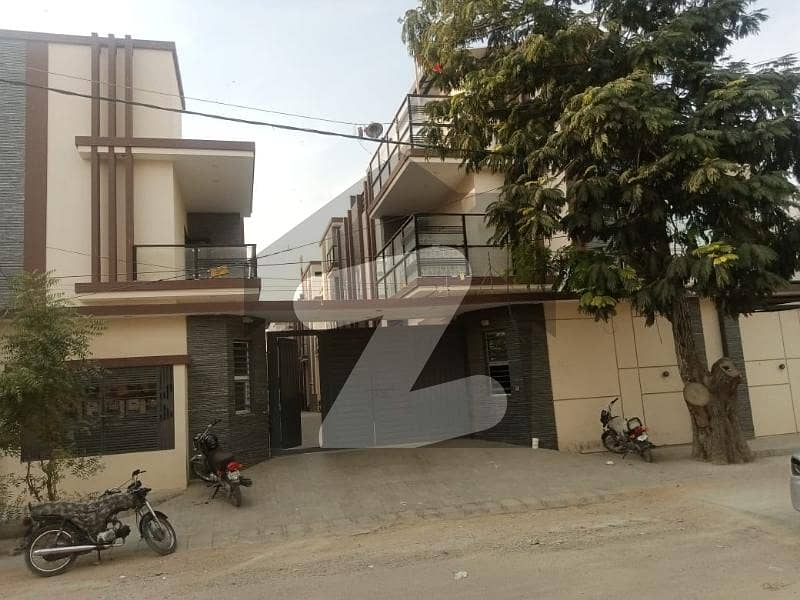 5 bed Drawing Dining town house with basement 5 bed Drawing Dining town house with basement