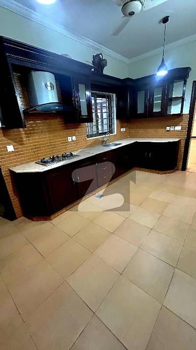 40x80 14 Marla Upper portion for Rent G-13