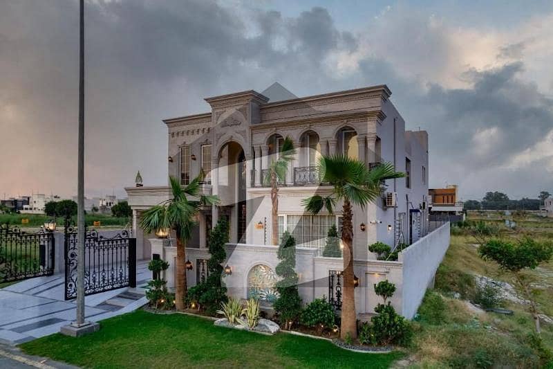 Brad New Luxury House For Sale