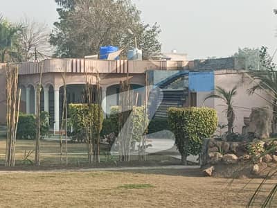 3 KANAL COMMERCIAL PLOT ON MAIN BEDIAN ROAD