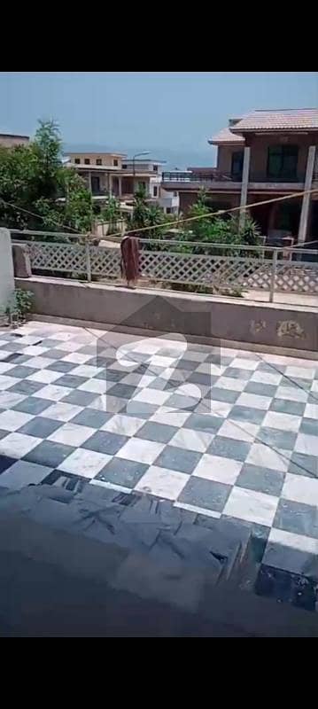 Ground Floor 2 Bedroom Apartment Tile Flooring