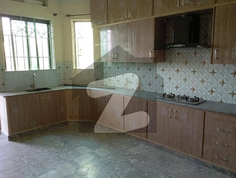 40X80 Upper Portion For Rent G-13 Beautiful Location