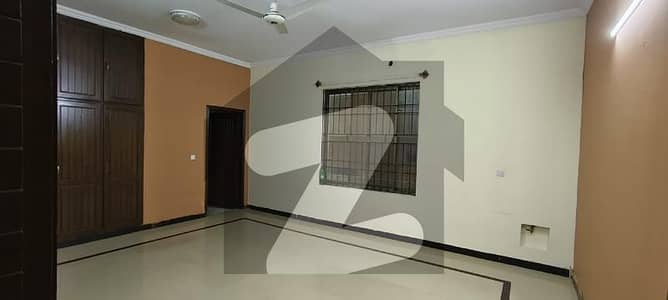 سی بی آر ٹاؤن فیز 1 - بلاک سی سی بی آر ٹاؤن فیز 1,سی بی آر ٹاؤن,اسلام آباد میں 2 کمروں کا 9 مرلہ زیریں پورشن 55.0 ہزار میں کرایہ پر دستیاب ہے۔