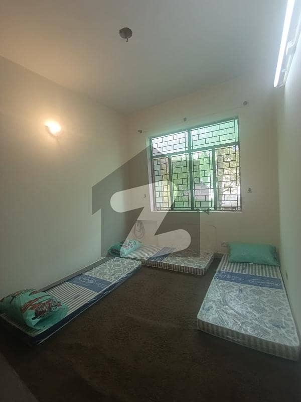 Room Is Available For Working Female Room Is Available For Working Female