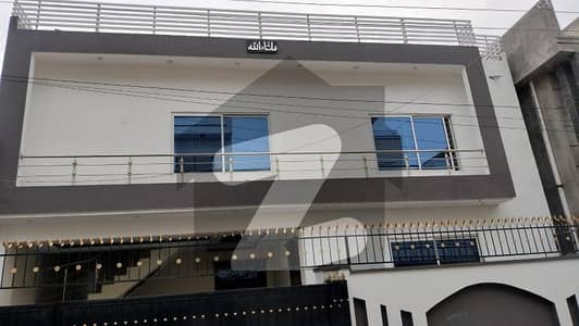 بنی گالہ اسلام آباد میں 4 کمروں کا 10 مرلہ مکان 85.0 ہزار میں کرایہ پر دستیاب ہے۔