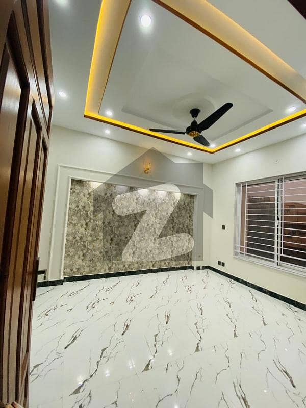Upper Portion For Rent