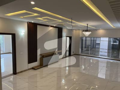 1 Kanal Beautiful House For In Hayatabad