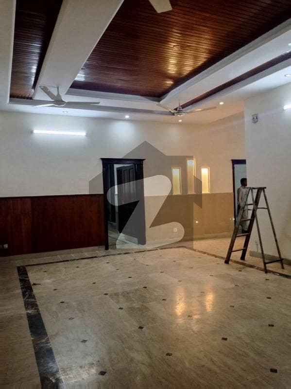Lower Portion For rent In I-8 Islamabad Lower Portion For rent In I-8 Islamabad