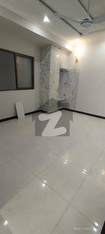 Madina Tower Apartment 3Beds+Bath TVL Corner Margllah Faced For Rent In E-11 Madina Tower Apartment 3Beds+Bath TVL Corner Margllah Faced For Rent In E-11