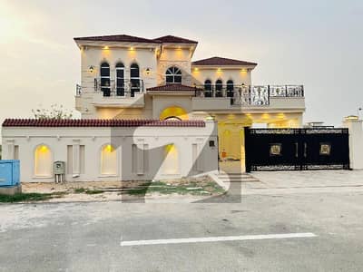 20 Marla Double Story Beautiful Luxury Hose For Rent In DHA Multan
