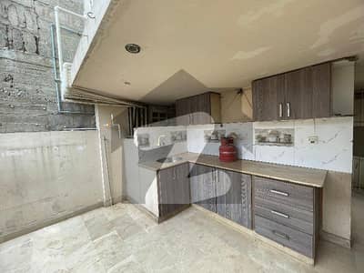 flat available for rent in Azam basti