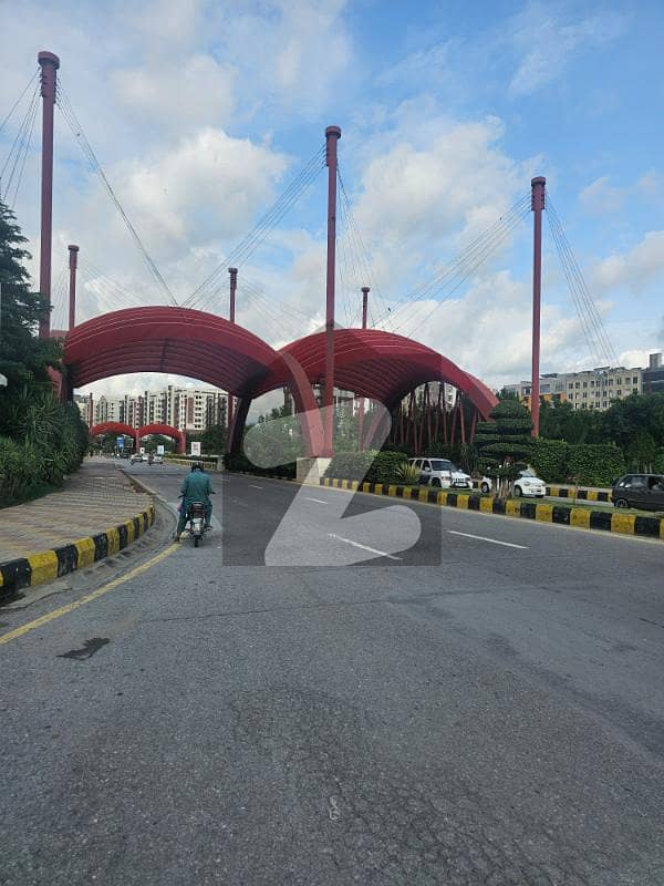 گلبرگ گرینز ۔ بلاک بی گلبرگ گرینز,گلبرگ,اسلام آباد میں 4 کنال رہائشی پلاٹ 6.5 کروڑ میں برائے فروخت۔