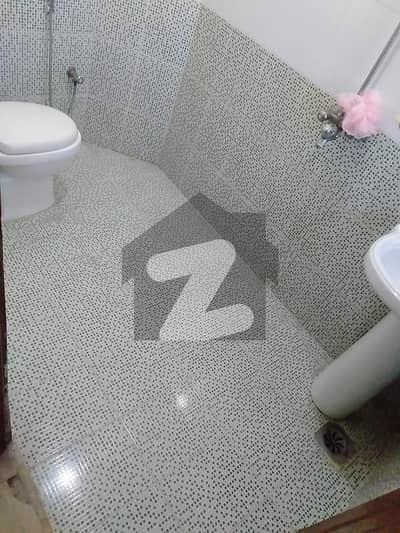 Vip beautiful 5 marla lower portion is available for rent in sabzazar lhr