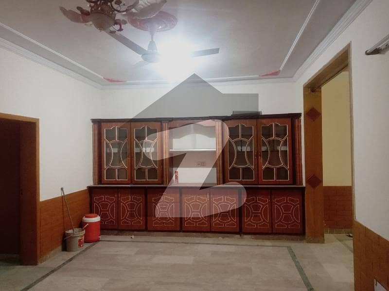 جی ۔ 13 اسلام آباد میں 2 کمروں کا 7 مرلہ زیریں پورشن 70.0 ہزار میں کرایہ پر دستیاب ہے۔