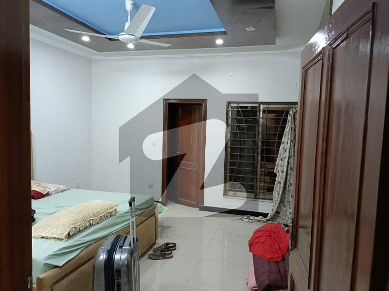 Neat And Clean Portion Available For Rent Neat And Clean Portion Available For Rent
