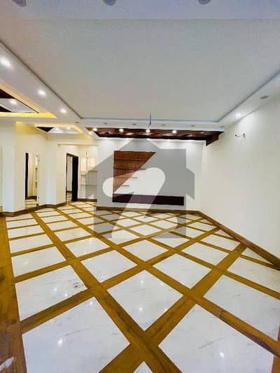 بش