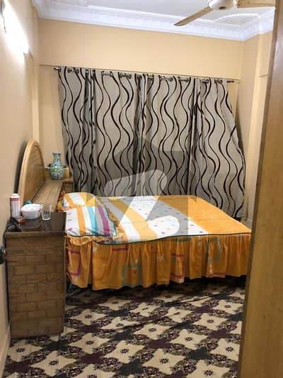 گلشنِ اقبال - بلاک 6 گلشنِ اقبال,گلشنِ اقبال ٹاؤن,کراچی میں 3 کمروں کا 6 مرلہ فلیٹ 1.3 کروڑ میں برائے فروخت۔