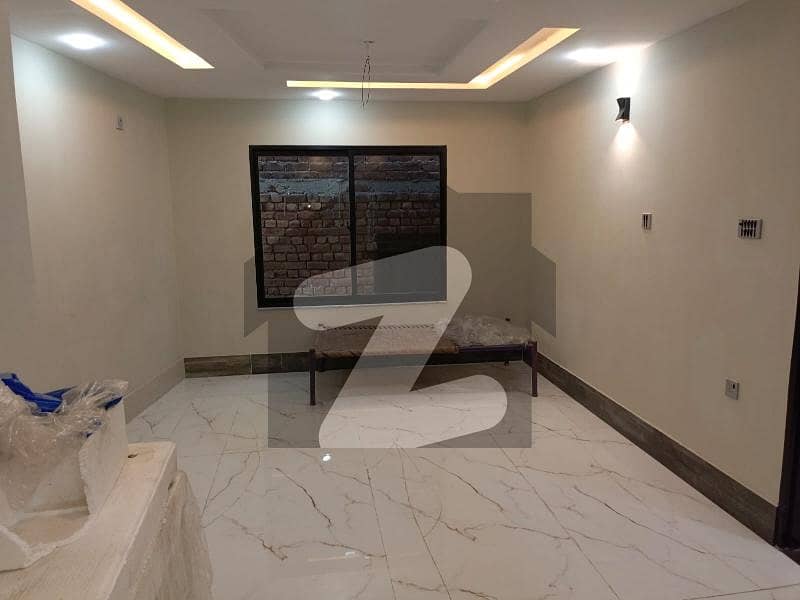 4 Marla 2nd Floor For Rent(Only For Single Lady)